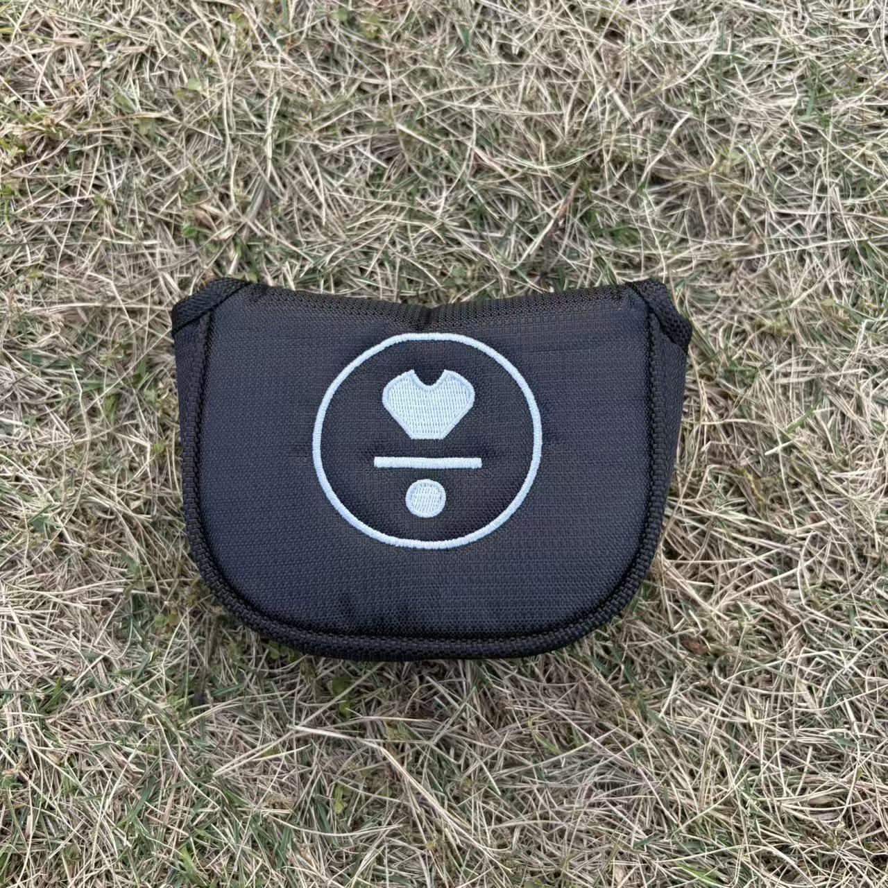 Copricapo per putter da golf V - Embroidery Design recensione e prezzo