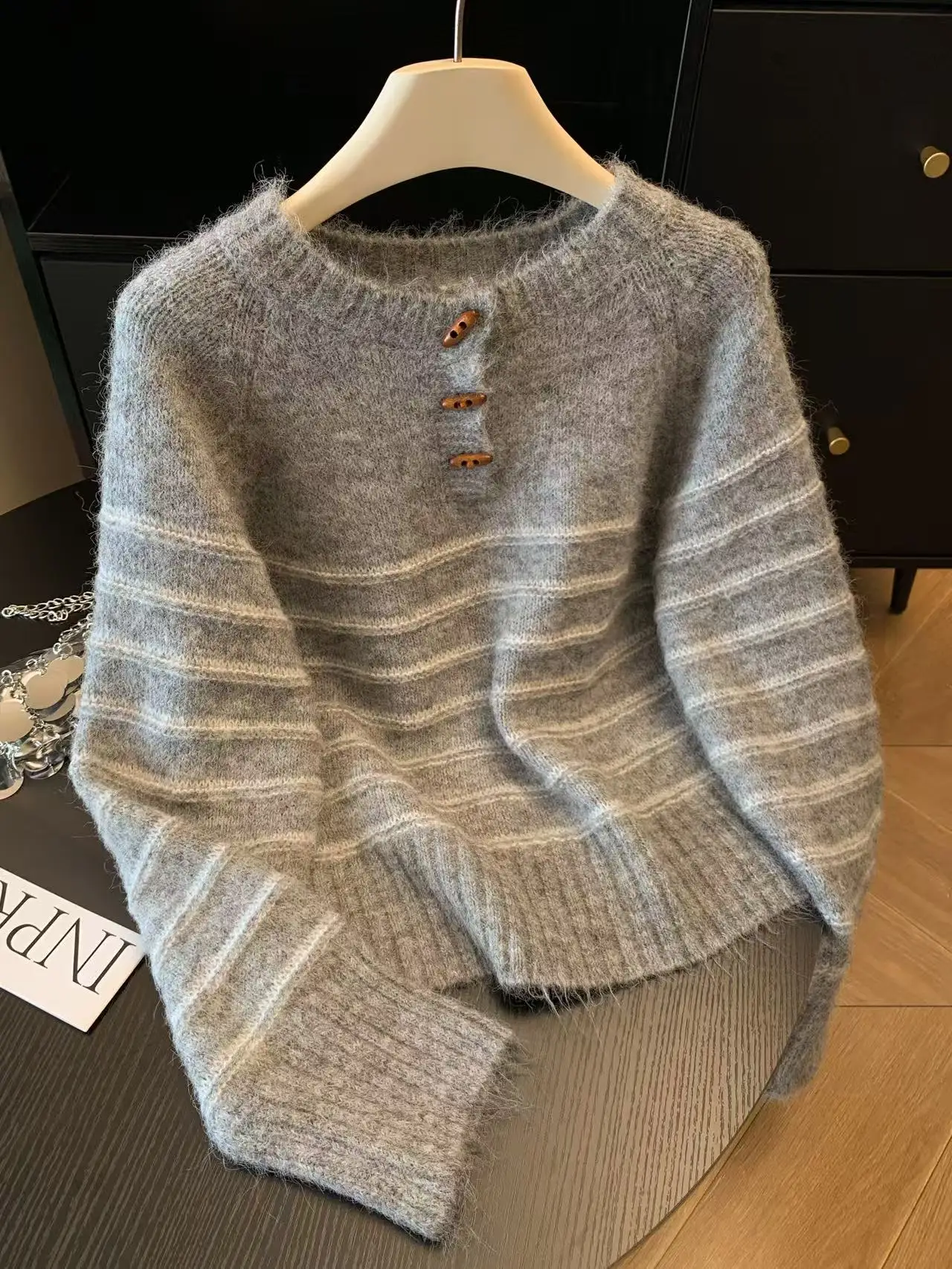Maglione da Donna in Lana e Ca - Embroidery Shirt recensione e prezzo