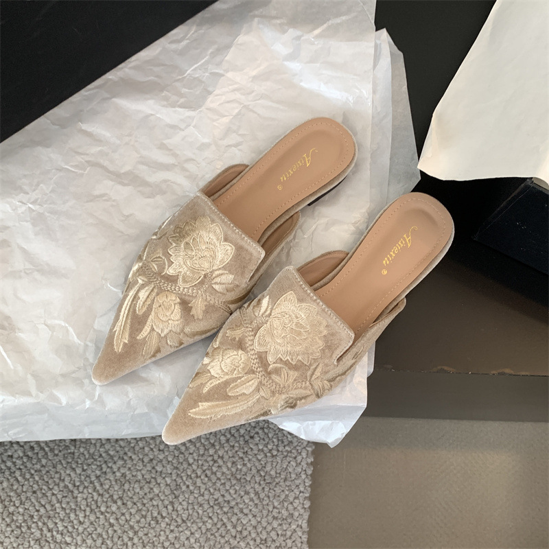 Nuove Scarpe da Donna 2026, Pa - Embroidery Design recensione e prezzo