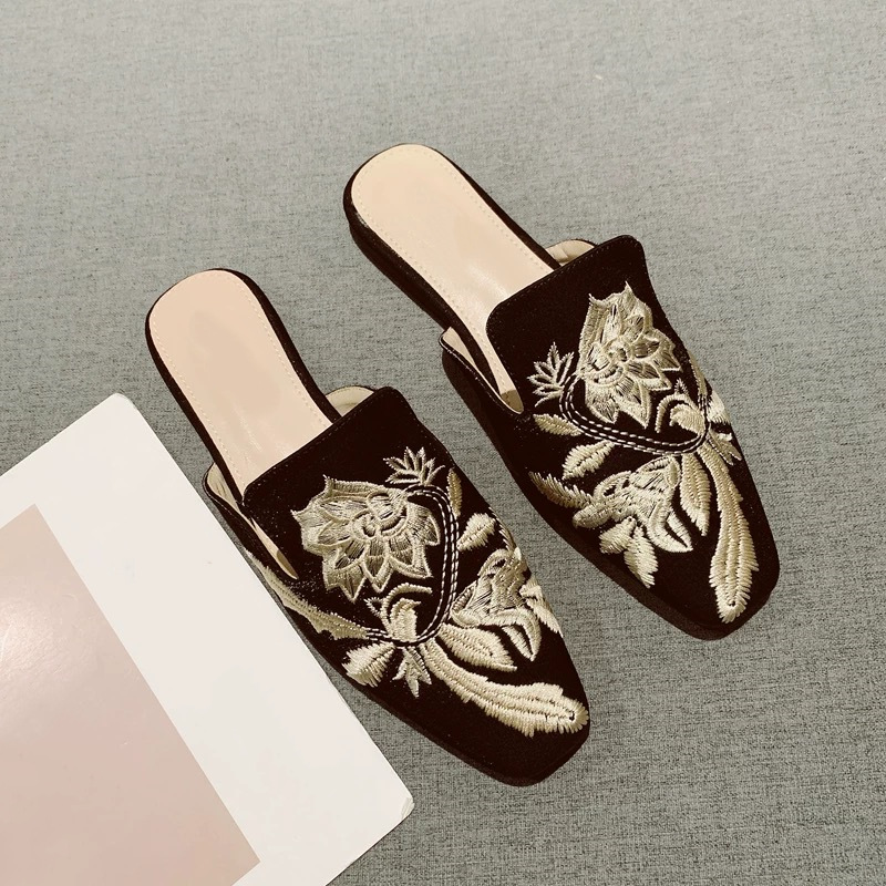Nuove Scarpe da Donna 2026, Ci - Embroidery Design recensione e prezzo