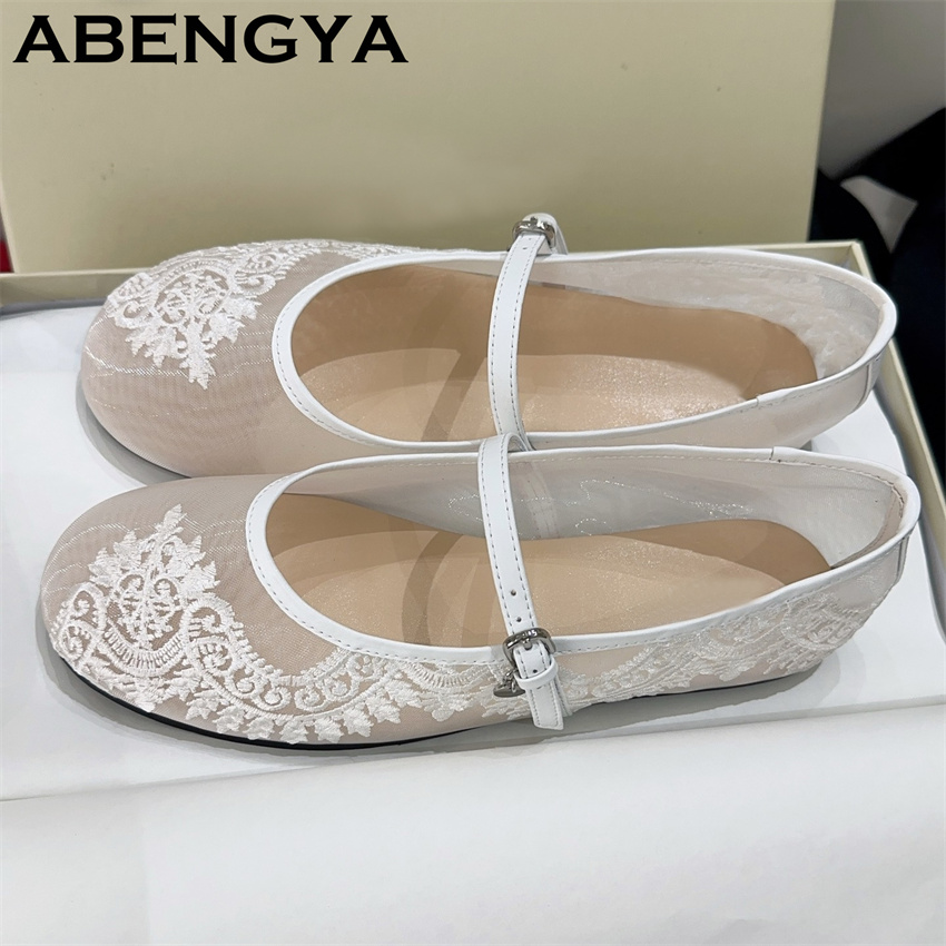 Scarpe Basse Ricamate in Pizzo - Embroidery Design recensione e prezzo