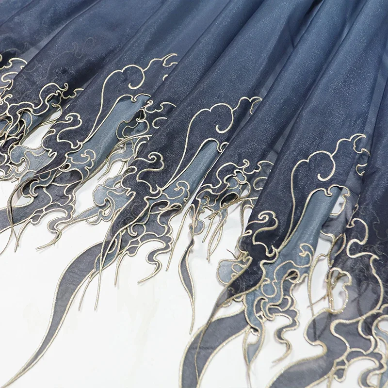 Tessuto con Ricamo in Stile Ci - Embroidery Design recensione e prezzo
